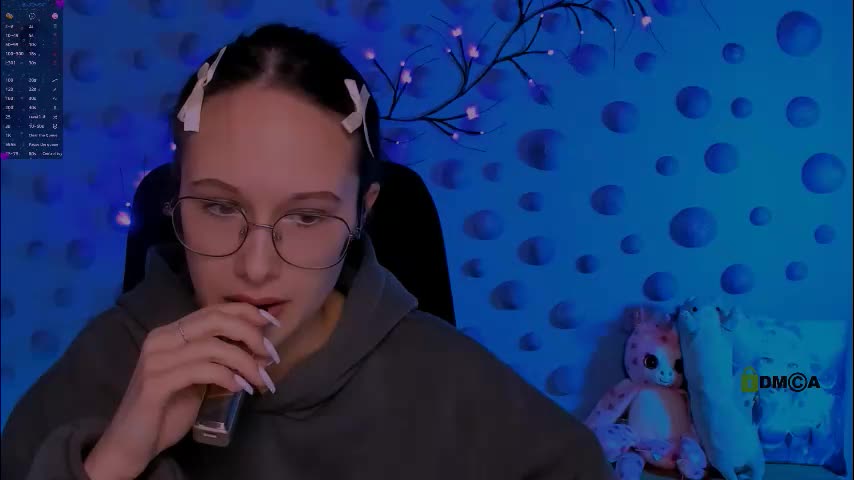 mona_cloud Приват Записи 2025-12-18