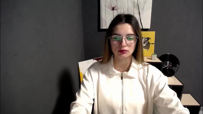 olivia_vi Приват Записи 2025-12-19