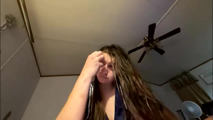 roxybcali Приват Записи 2025-12-19