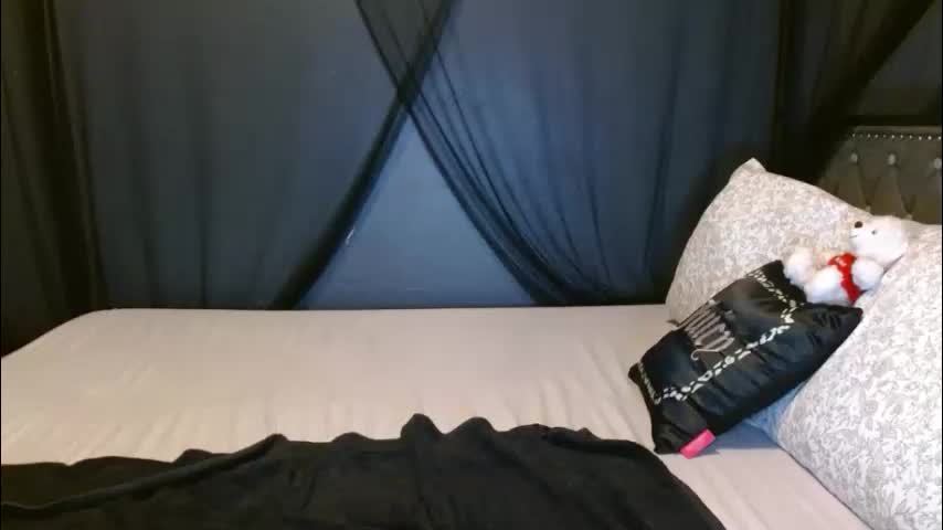 krystalblakexxx Приват Записи 2025-12-17