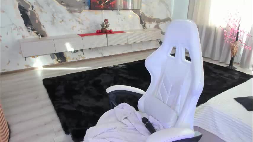 patriciakeys Приват Записи 2025-12-19