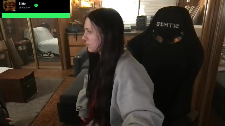 incognitoqueen Приват Записи 2025-12-17