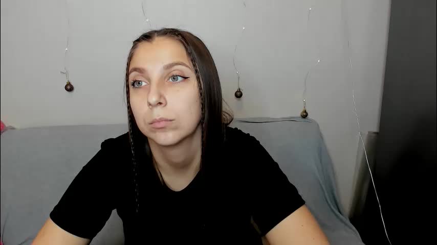 sinthiahug Приват Записи 2025-12-15