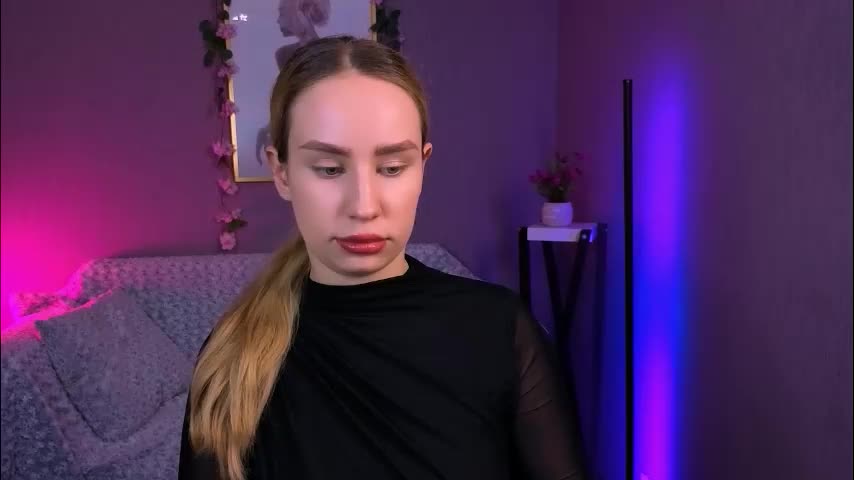 playful_sophie Приват Записи 2025-12-11