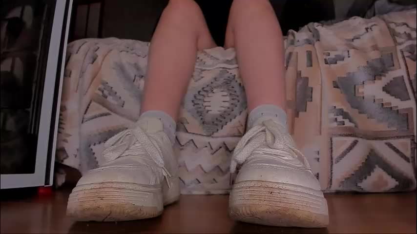 katiewoww Приват Записи 2025-12-09