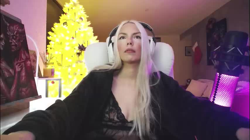 tinykylie Приват Записи 2025-12-10