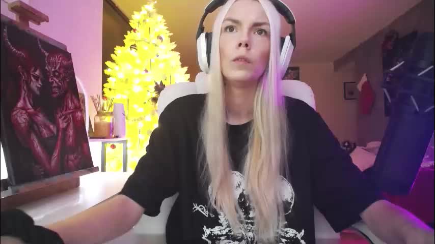 tinykylie Приват Записи 2025-12-19