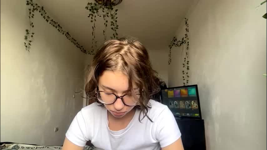 viviennebreihan Приват Записи 2025-11-12