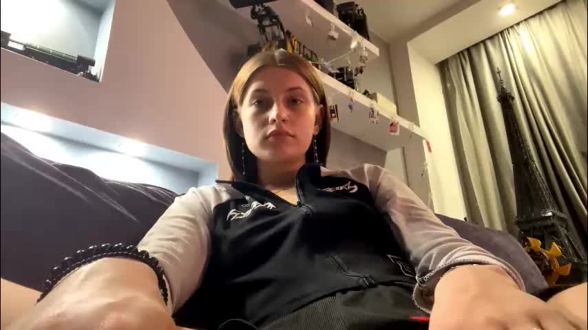 juanastrefeler Приват Записи 2025-11-13