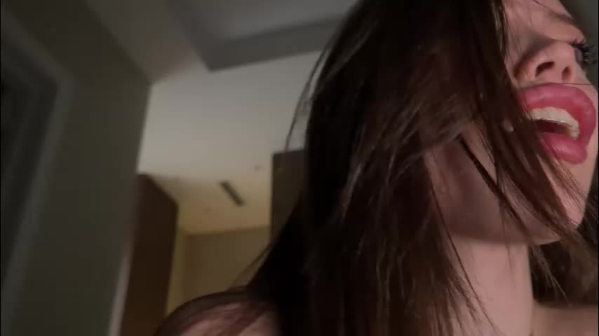 melanybunny Приват Записи 2025-12-11