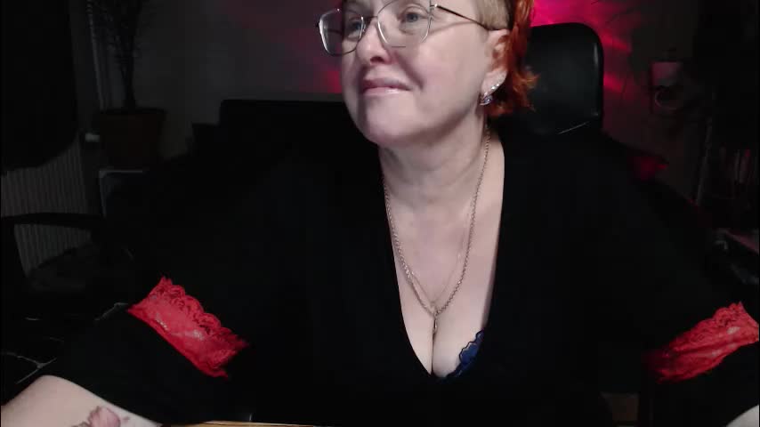 joannaandneighbour Приват Записи 2025-11-16