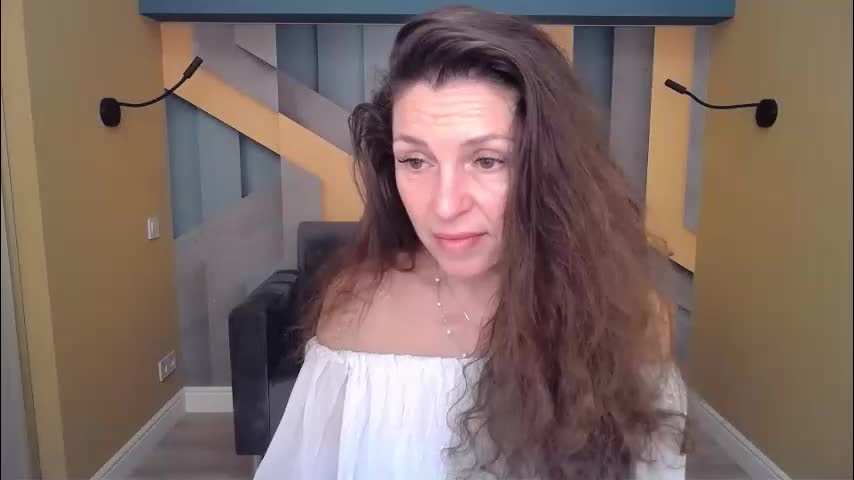 ellalongs Приват Записи 2025-12-10