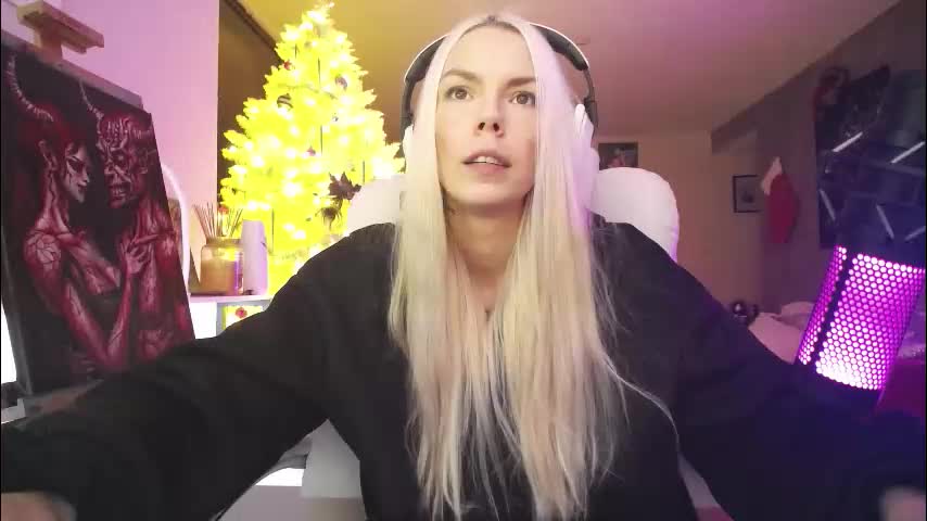 tinykylie Приват Записи 2025-12-19