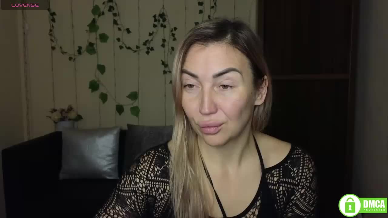 Jullyblondkiss Приват Записи 2026-01-10