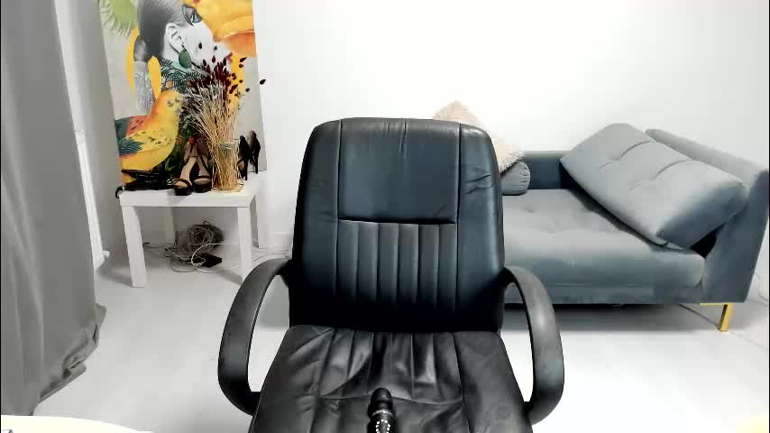 sassytiff Приват Записи 2026-01-12