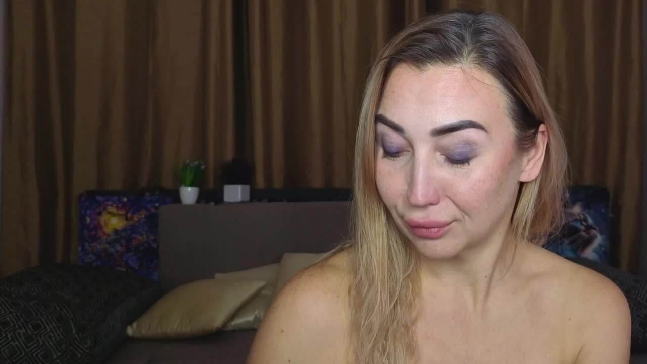 Jullyblondkiss Приват Записи 2026-01-18