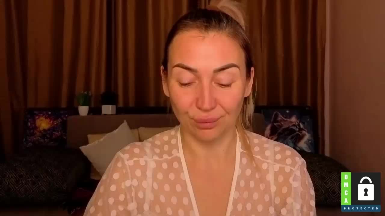 Jullyblondkiss Приват Записи 2026-01-22