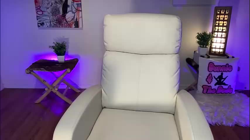 bunnieandthedude Приват Записи 2026-01-25