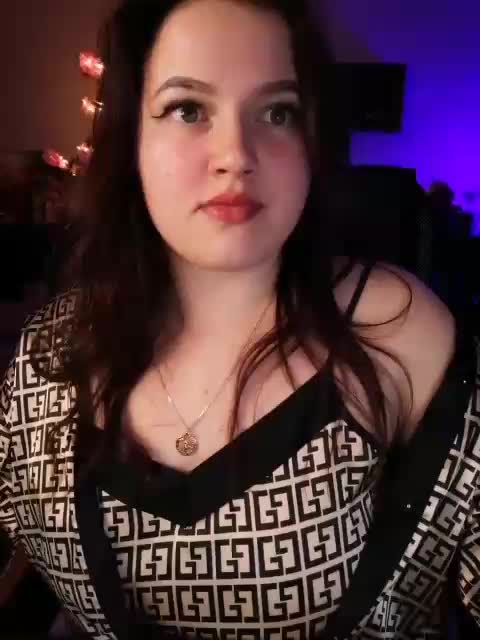 JuliaHesperaks Приват Записи 2026-02-01