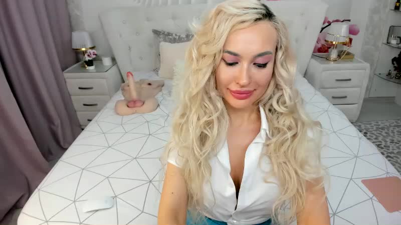 HottieBritney Приват Записи 2026-02-01