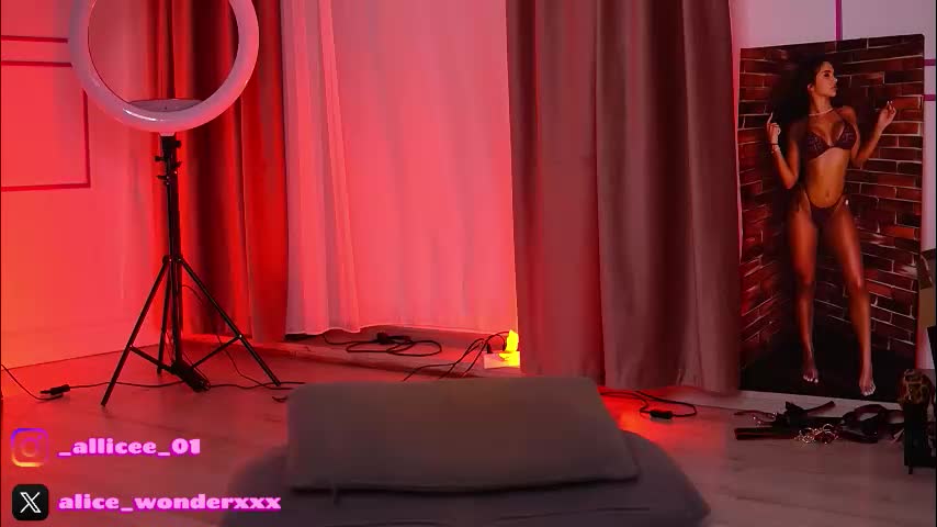 vanessasimon Приват Записи 2026-02-03