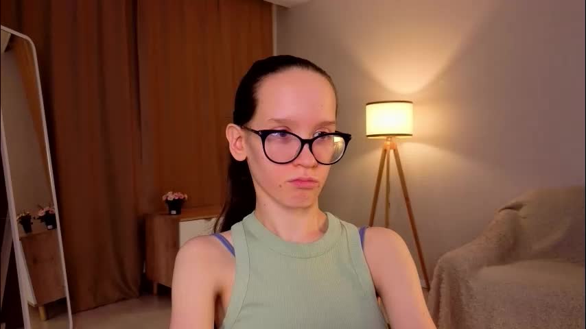 lynettebails Приват Записи 2026-02-04