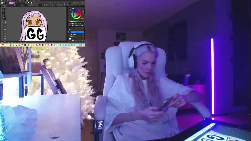 tinykylie Приват Записи 2026-02-04