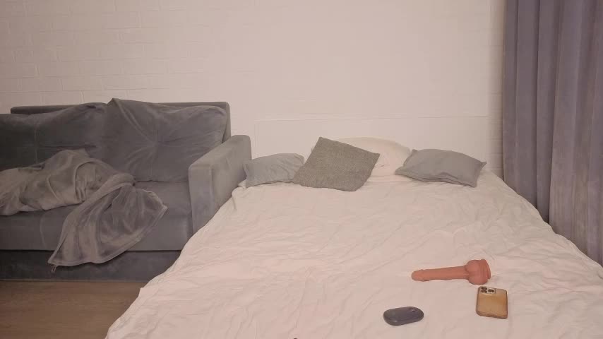 Ashley-Urban Приват Записи 2026-02-04