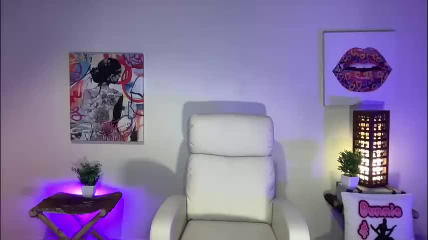 bunnieandthedude Приват Записи 2026-02-04