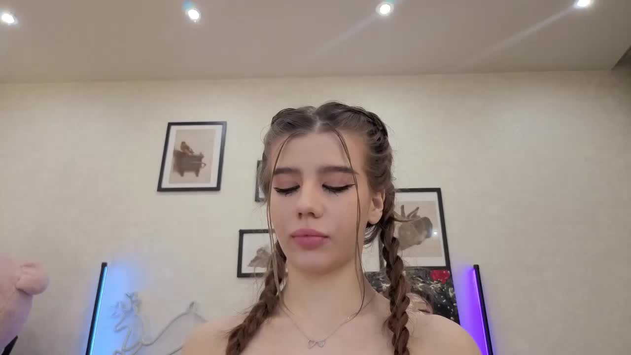 dolly-ll Приват Записи 2026-02-04