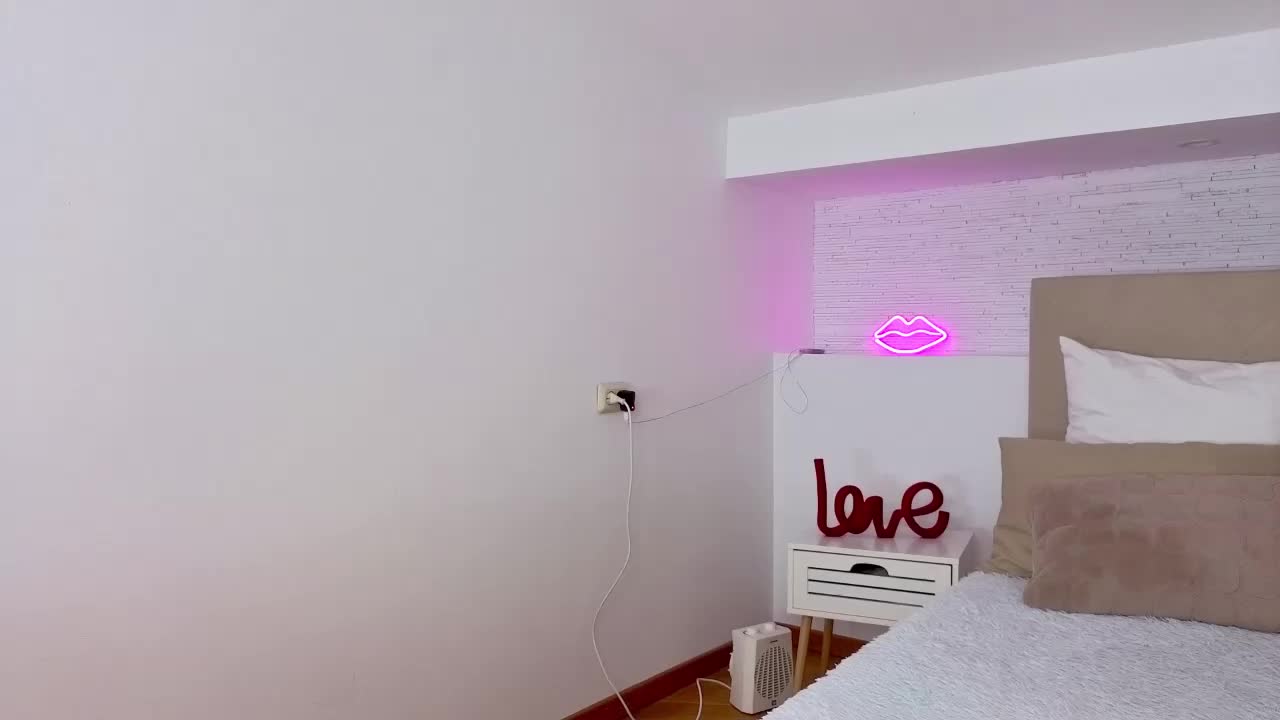 Little-melodyy Приват Записи 2026-02-07