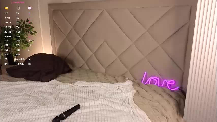 vivi_ennes Приват Записи 2026-02-08