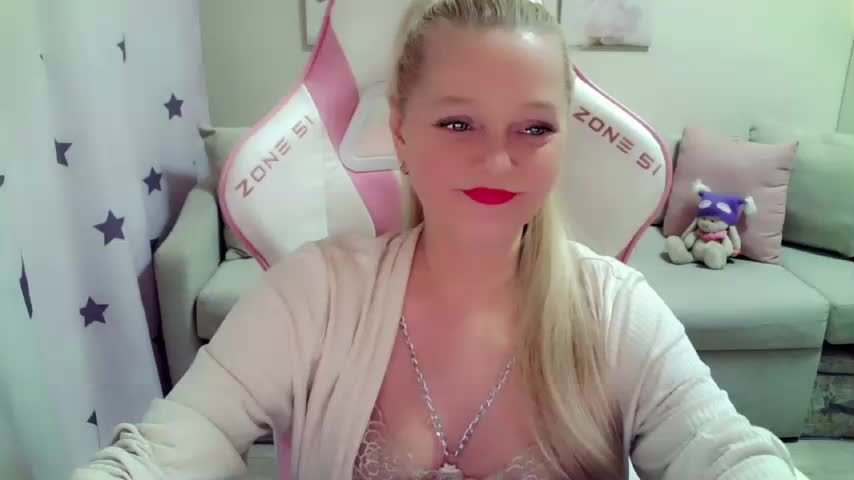 ChristieRoses Приват Записи 2026-02-09