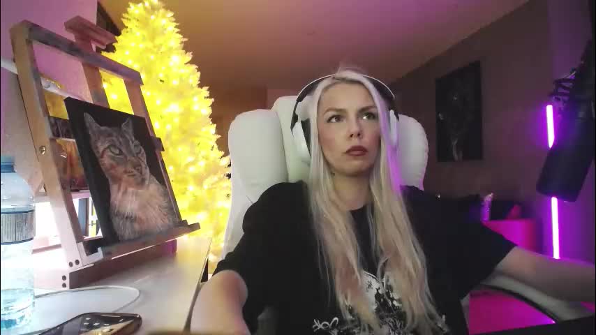 tinykylie Приват Записи 2026-02-10