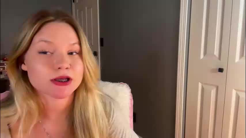 iheartcassie2844 Приват Записи 2026-02-11