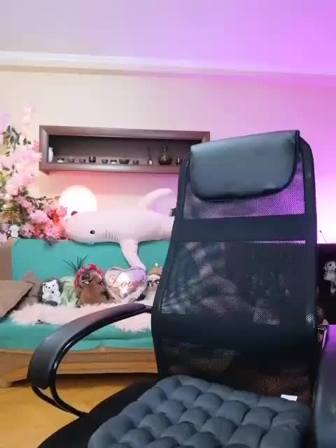 JuliaHesperaks Приват Записи 2026-02-14