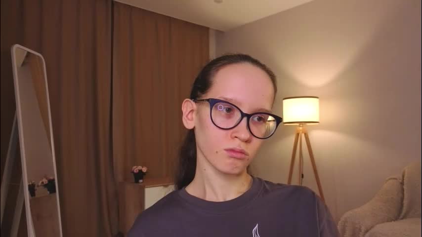 lynettebails Приват Записи 2026-02-15