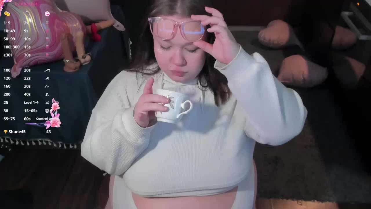 LilyBell Приват Записи 2026-02-16