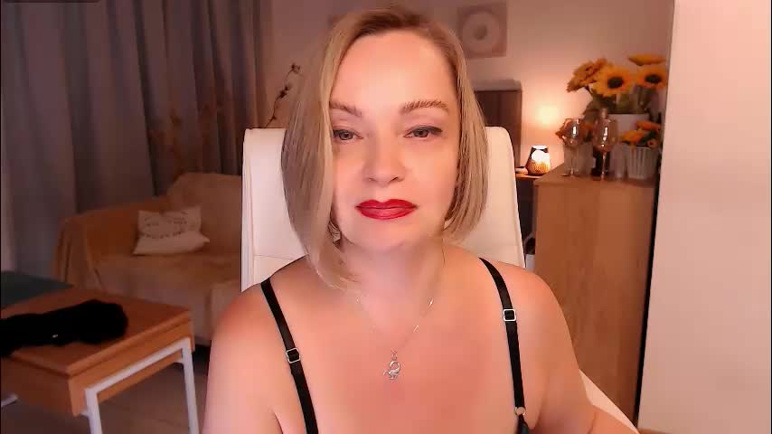 tilly_eliot Приват Записи 2026-02-16