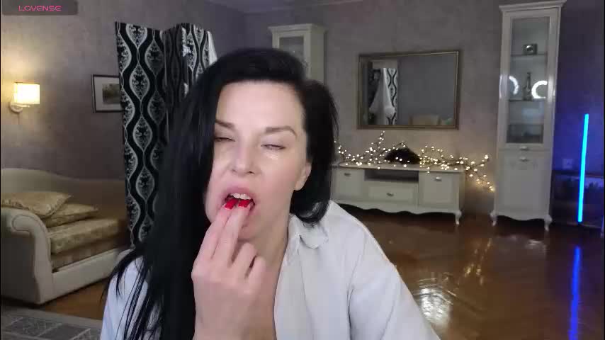 lina_flore Приват Записи 2026-02-17