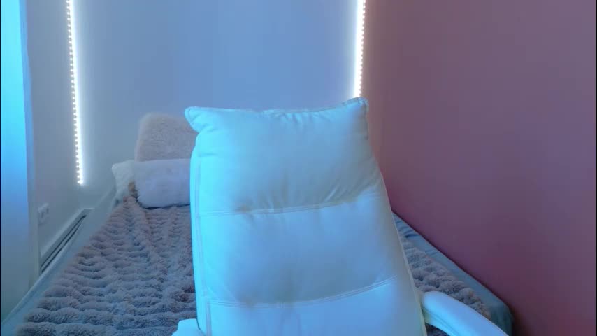 anaayss Приват Записи 2026-02-18