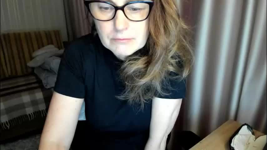 lauraoven1 Приват Записи 2026-02-19