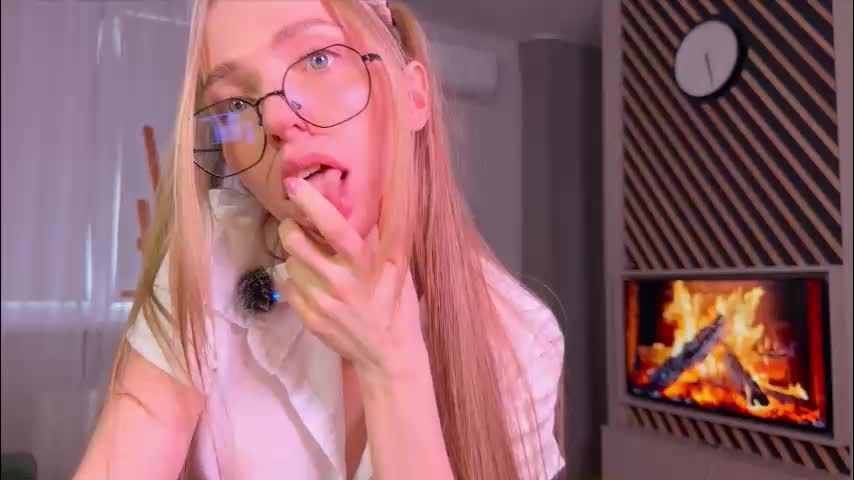 britakiss Приват Записи 2026-02-23