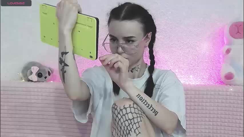 tayaavis Приват Записи 2026-02-23