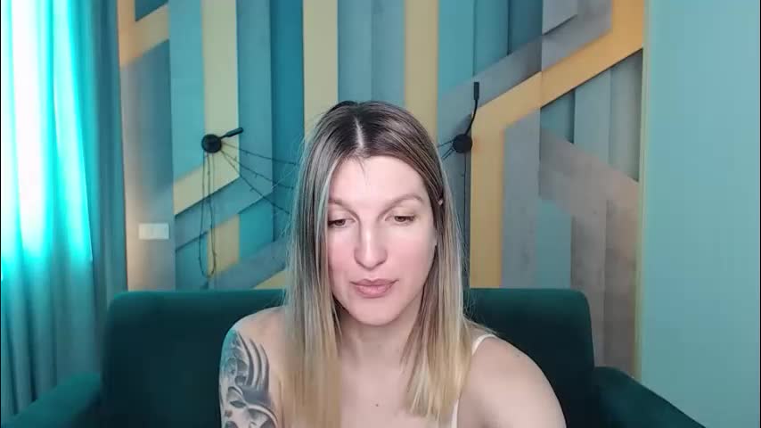 emilywalkers Приват Записи 2026-02-23