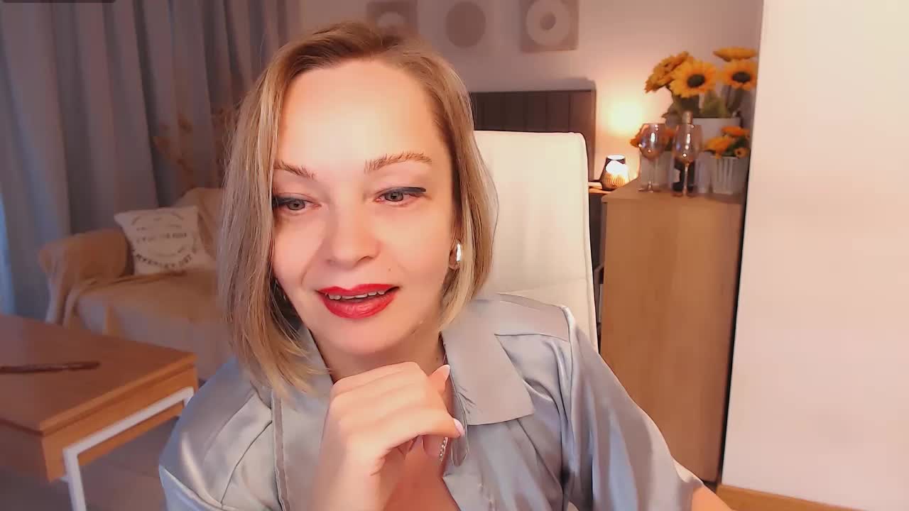 Tilly-Eliot Приват Записи 2026-02-24