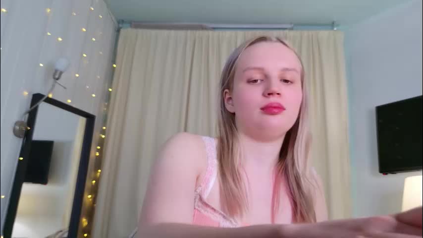 tinasiner Приват Записи 2026-02-25