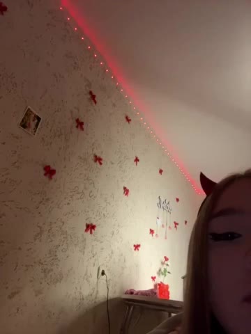 LittleDelora Приват Записи 2026-02-25