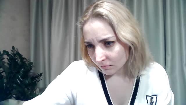 mariska-kiska Приват Записи 2026-02-25