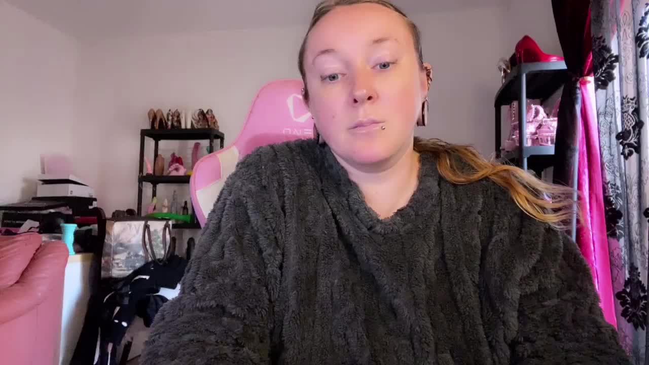 NylonQueen Приват Записи 2026-02-26